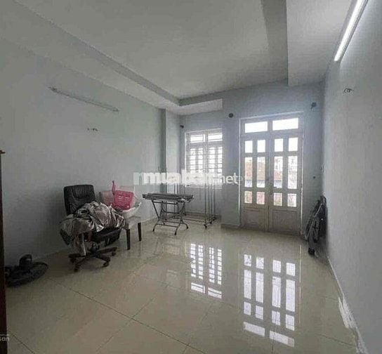 Nhà hẻm 1/Vườn Lài.Tân Phú.DT:4 X 16m tret 2lâu 4PN 3WC nội thất