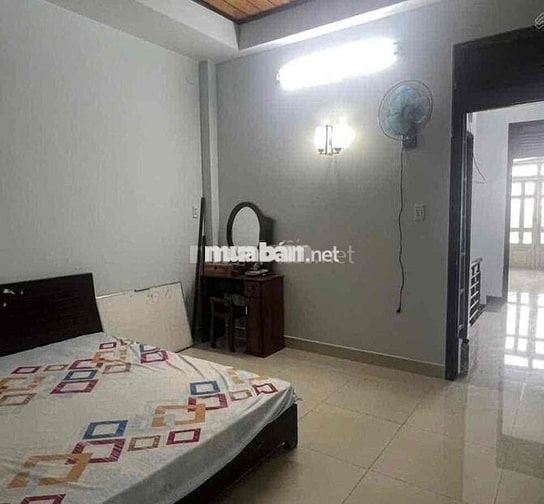 Nhà hẻm 1/Vườn Lài.Tân Phú.DT:4 X 16m tret 2lâu 4PN 3WC nội thất