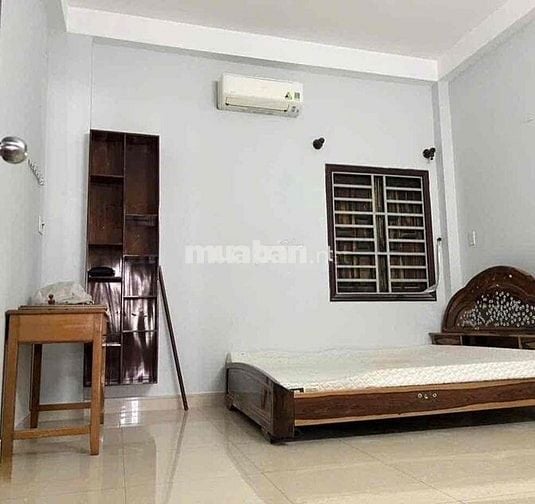 Nhà hẻm 1/Vườn Lài.Tân Phú.DT:4 X 16m tret 2lâu 4PN 3WC nội thất