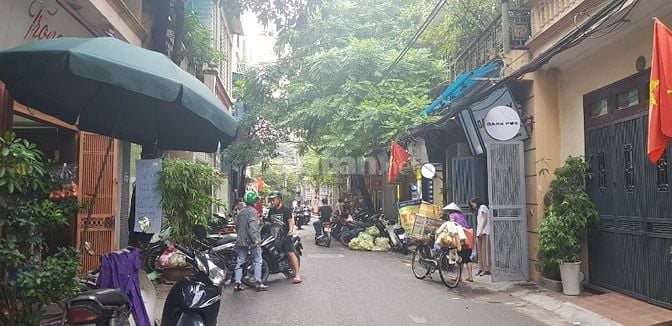 Bán nhà 5 tầng ngõ 10 Nguyên Văn Huyên Nghĩa Đô Cầu Giấy 20 tỷ. Vỉa hè