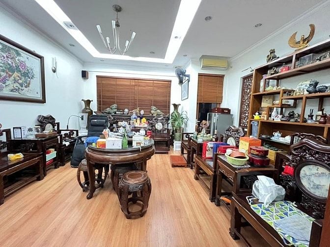 Bán nhà 5 tầng ngõ 10 Nguyên Văn Huyên Nghĩa Đô Cầu Giấy 20 tỷ. Vỉa hè