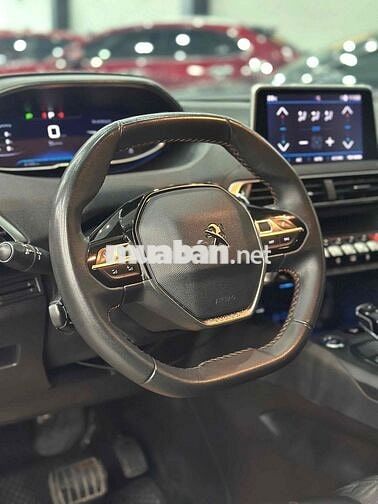 Peugeot 5008 2020