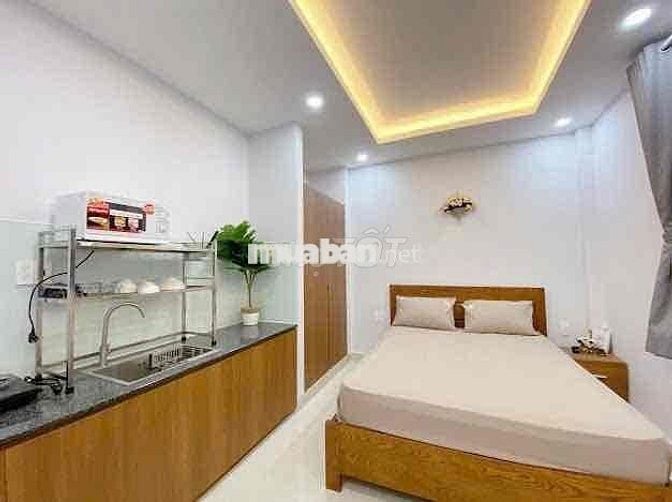 STUDIO CỬA SỔ TO ĐẦY ĐỦ TIỆN NGHI