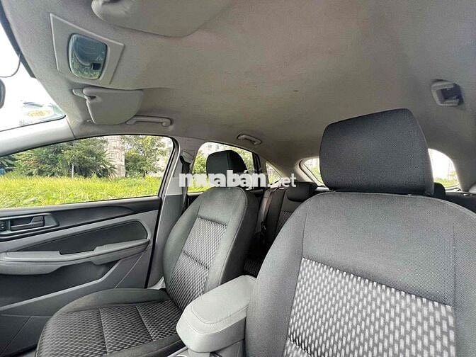 Ford Focus Hatchback 2012 Trắng