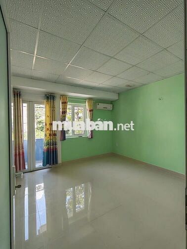 Nhà Đẹp SHR _ Mua vào ở luôn_  Đường Nhựa 8m_KDC hiện hữu!