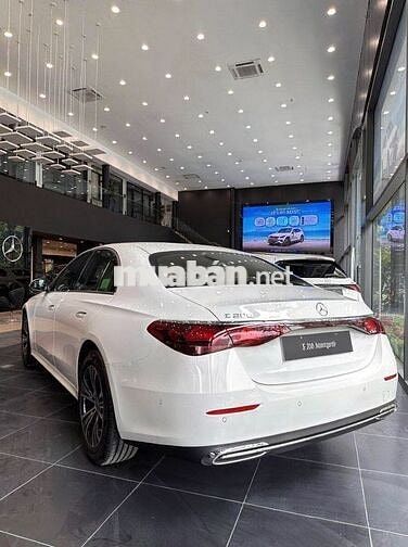 Mercedes-Benz E200 Avantgarde Trắng