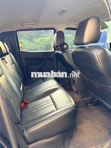 Ford Ranger XL 2020 2 cầu số sàn Đen
