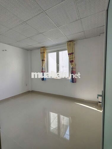 Nhà Đẹp SHR _ Mua vào ở luôn_  Đường Nhựa 8m_KDC hiện hữu!
