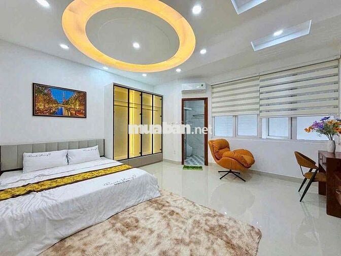 Cho thuê nhà Nguyễn Tư giãn (5 m dài 22 m )3 lầu 5pn , 6wc  , full nt