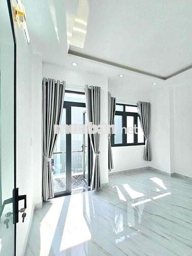 🔥 🔥 🔥nhà bán 2 lầu gần cầu Phú Xuân Huỳnh Tấn Phát 🔥 🔥 🔥