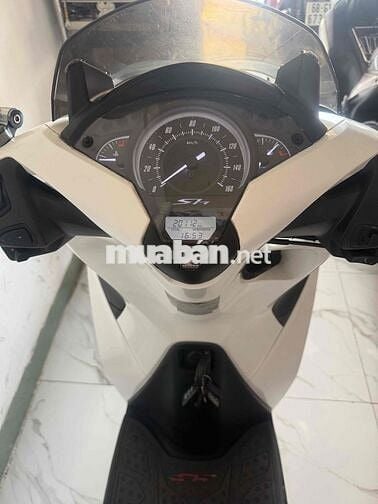 Honda SH 2017 Trắng 150cc. đi 20112 km