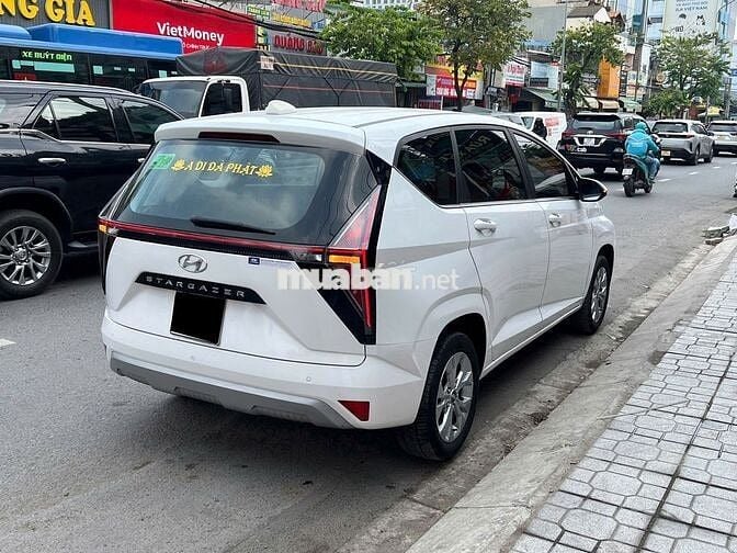 Hyundai Stargazer 2025 số tự động màu trắng