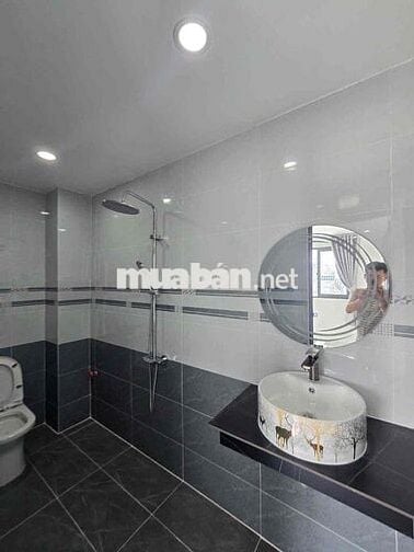 🔥 🔥 🔥nhà bán 2 lầu gần cầu Phú Xuân Huỳnh Tấn Phát 🔥 🔥 🔥