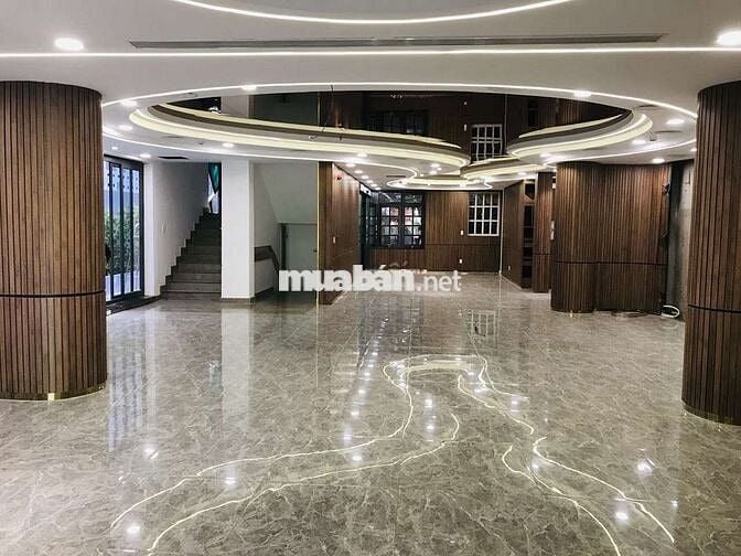 Siêu Hiếm Mặt Phố Nguyễn Du Q1 366m2 4 Tầng 449 Tỷ  Mặt Tiền 12m 400tr