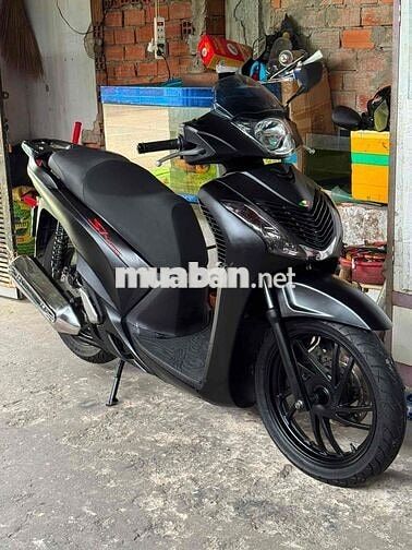 Sh150/2012 lên áo Ý chính chủ biển sài gòn