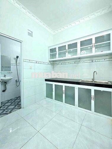 🔥 🔥 🔥nhà xây mới 1 lầu gần quận 7 gần chợ với trường học 🔥 🔥 🔥