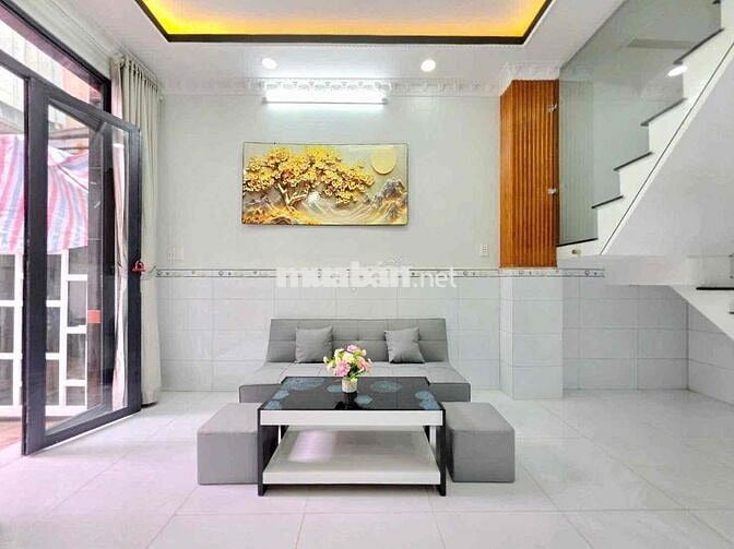 🔥 🔥 🔥nhà xây mới 1 lầu gần quận 7 gần chợ với trường học 🔥 🔥 🔥