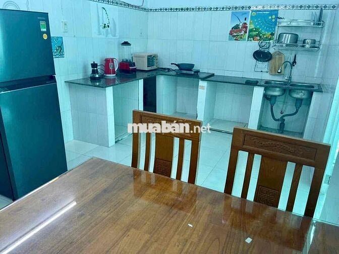 CHO THUÊ NHÀ FULL NỘI THẤT KHU HÒN XỆN GIÁ 8.5 TRIỆU/ THÁNG