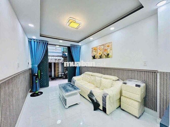 🔥🔥🔥nhà bán chính chủ 2 lầu sân thượng gần Phú Mỹ hưng quận 7🔥🔥🔥