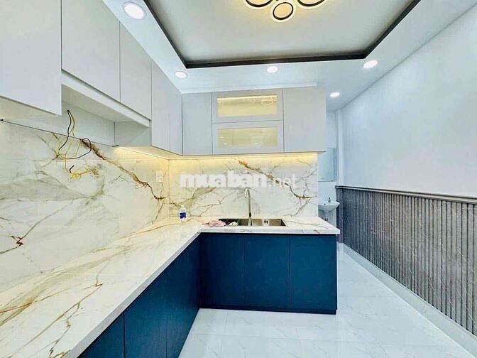 🔥🔥🔥nhà bán chính chủ 2 lầu sân thượng gần Phú Mỹ hưng quận 7🔥🔥🔥