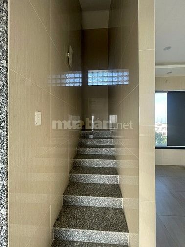 Mặt tiền tiện kinh doanh mở Văn Phòng, Ngân Hàng, Showroom