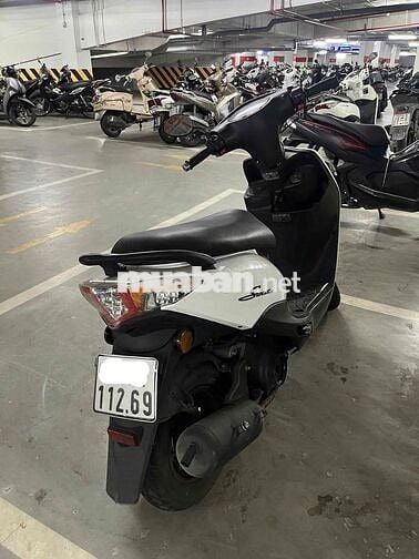 Yamaha Sweet Trắng - Xe tay ga 50cc