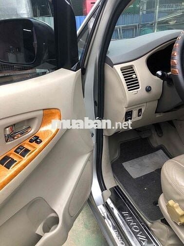Toyota Innova 2009 Tự động Bạc( 1 chủ từ đầu bán)