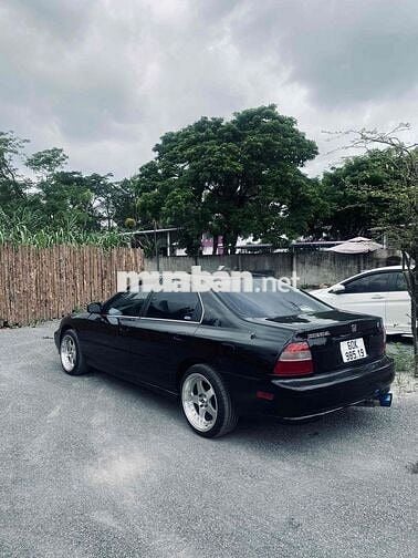 Honda Accord 1994 Tự động Đen