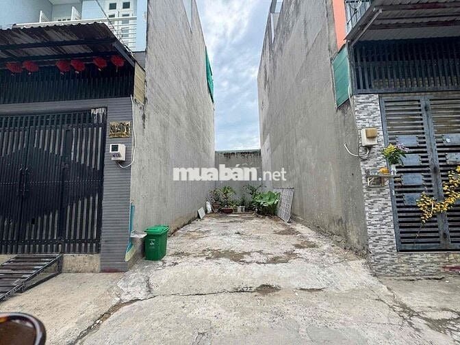 Lô Đất Hơn 50m2 Vuông Vứt Ngay Ngô Chí Quốc Hơn 3 Tỷ Xây Tự Do