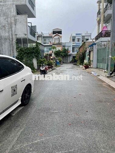 Lô Đất Hơn 50m2 Vuông Vứt Ngay Ngô Chí Quốc Hơn 3 Tỷ Xây Tự Do