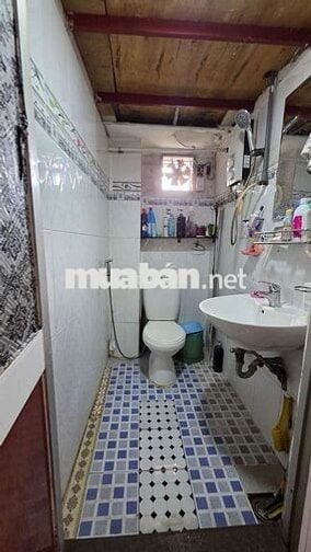 Bán Đất tặng nhà hẻm xe Tải 1544 Lê Văn Lương, ngay Cầu Long Kiểng