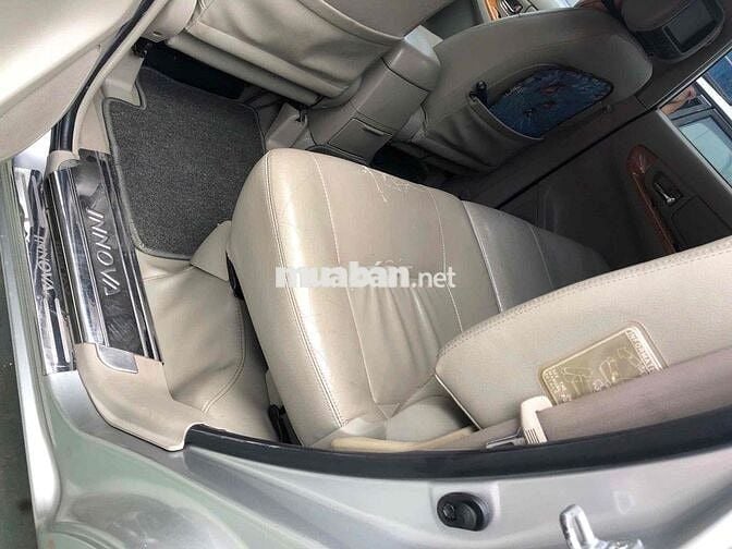 Toyota Innova 2009 Tự động Bạc( 1 chủ từ đầu bán)