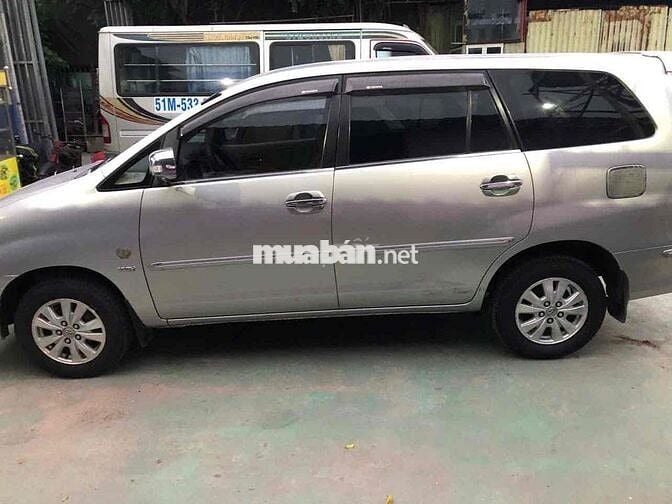 Toyota Innova 2009 Tự động Bạc( 1 chủ từ đầu bán)