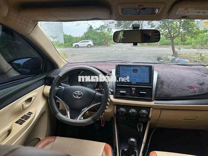 Toyota Vios 2017 E Số sàn Vàng cát