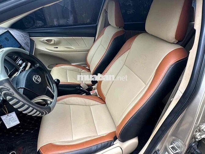 Toyota Vios 2017 E Số sàn Vàng cát