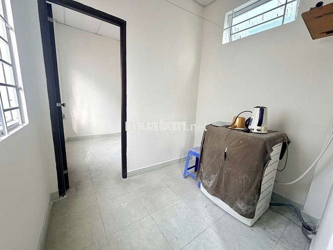 Cho thuê nhà 4pn3wc Lê Quang Định 