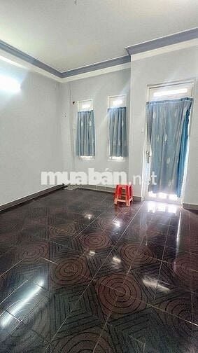 cho thuê nhà mặt tiền nội bộ kdc Bình Phú 1 gần công viên Bình Phú