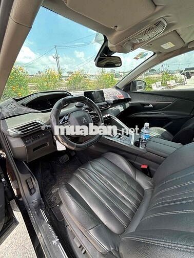 Peugeot 3008 2020 Đen 21.000km 5 chỗ