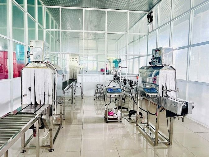 •	Bán gấp nhà mặt tiền đường ĐT 784, Xã Cầu Khởi, Tây Ninh, 6,9 tỷ, 91