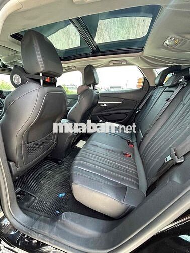Peugeot 3008 2020 Đen 21.000km 5 chỗ