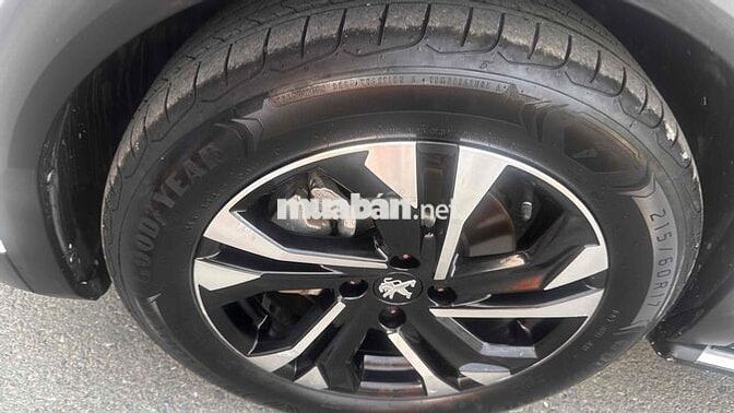 Peugeot 2008 1.2 Activer  58.803 km