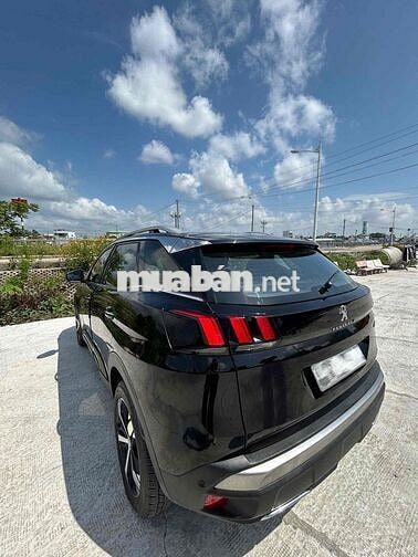 Peugeot 3008 2020 Đen 21.000km 5 chỗ