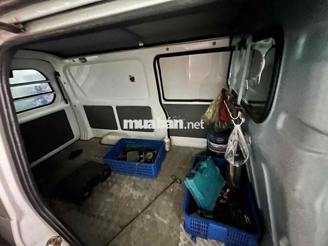Thaco Towner Van 2S Trắng 2022