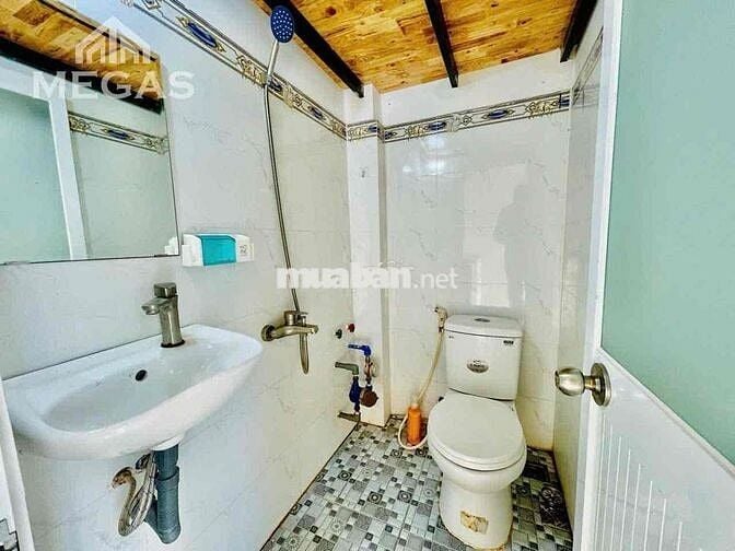 PHÒNG FULL NỘI THẤT CÁCH ĐH VĂN LANG VÀ IUH (3-5 phút đi xe)