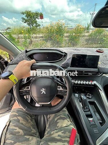 Peugeot 3008 2020 Đen 21.000km 5 chỗ