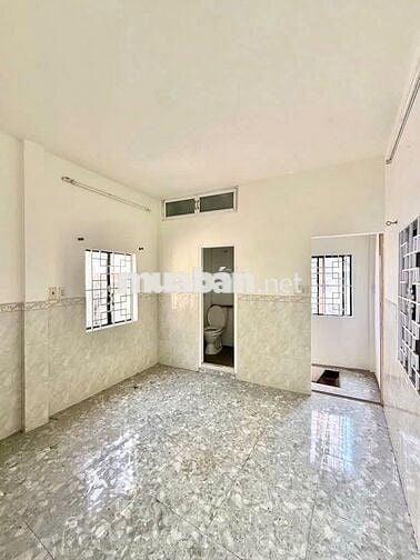 BÁN NHÀ -Q10- LÝ THÁI TỔ - HẺM LIÊN THÔNG - 4TẦNG-3 PN-(TL) 4,3x T.Ỷ