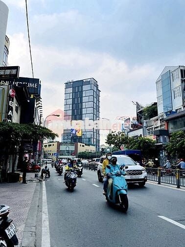 CHÍNH CHỦ BÁN NHÀ MẶT TIỀN CMT8 – Ngay tuyến METRO số 2 QUẬN 10