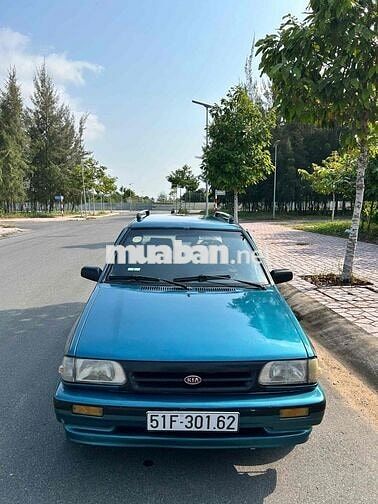 Kia CD5 Xanh ngọc Số sàn 5 chỗ