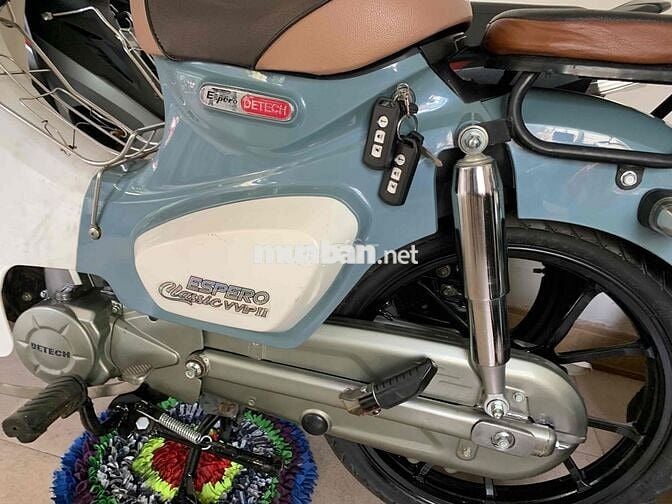 Esperro Classic VVPII 2023 Xanh Trắng