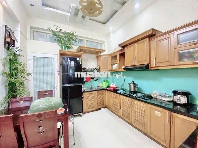 BÁN NHÀ -Q10- SƯ VẠN HẠNH - 5 TẦNG - SÂN THƯỢNG - 5 PN (TL) 7,9 T.Ỷ
